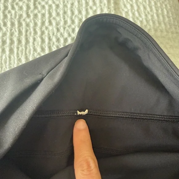 Lululemon Capri Leggings 6 black - Picture 5 of 5